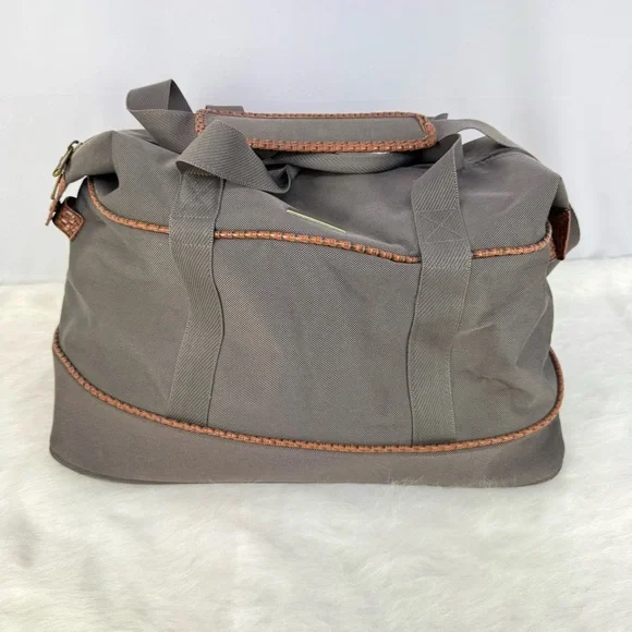 Tommy Bahama Mojito Twist XL Weekender Duffle Bag – Travel Overnight Carryall - Picture 5 of 10